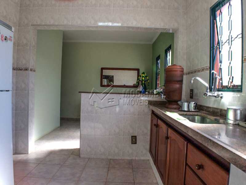 Conheça Copa / Cozinha do imóvel - Chácara 1250m² À Venda Itatiba,SP - R$ 690.000 - FCCH30029 - 22 Copa / Cozinha - Chácara 1250m² À Venda Itatiba,SP - R$ 690.000 - FCCH30029 - 22