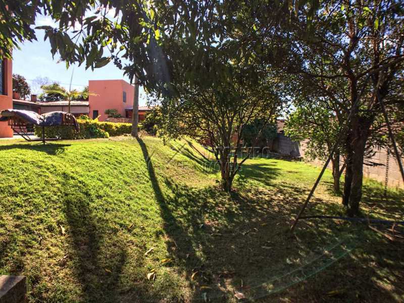 Conheça Pomar do imóvel - Chácara 1250m² À Venda Itatiba,SP - R$ 690.000 - FCCH30029 - 7 Pomar - Chácara 1250m² À Venda Itatiba,SP - R$ 690.000 - FCCH30029 - 7