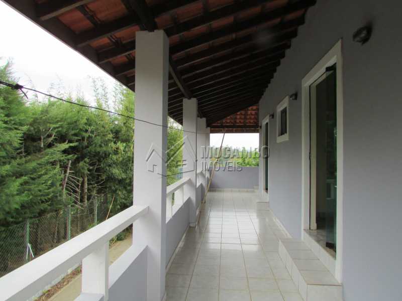 Conheça Varanda do imóvel - Casa À Venda no Condomínio Ville Chamonix - Jardim Nossa Senhora das Graças - Itatiba - SP - FCCN40010 - 12 Varanda - Casa À Venda no Condomínio Ville Chamonix - Jardim Nossa Senhora das Graças - Itatiba - SP - FCCN40010 - 12