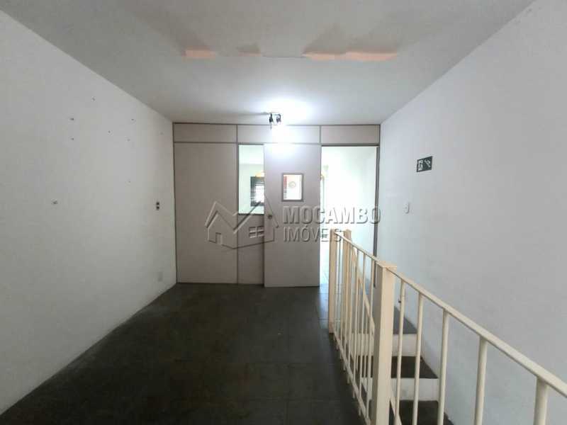 Conheça Sala Superior do imóvel - Ponto comercial 80m² para alugar Itatiba,SP - R$ 1.499 - FCPC00015 - 13 Sala Superior - Ponto comercial 80m² para alugar Itatiba,SP - R$ 1.499 - FCPC00015 - 13