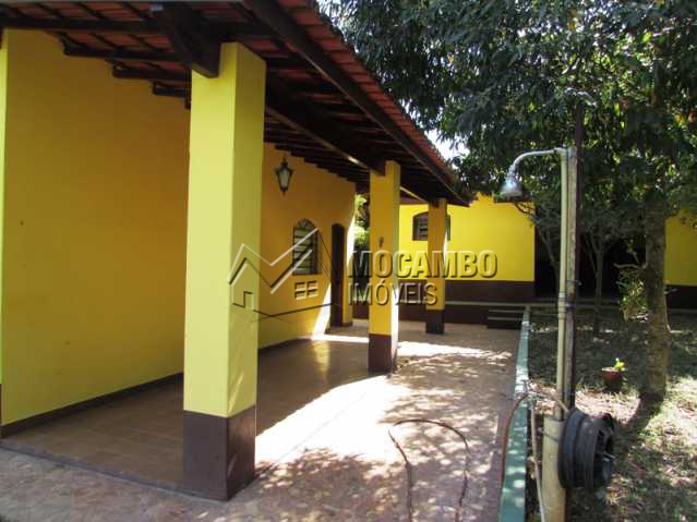 Conheça Varanda do imóvel - Chácara À Venda - Itatiba - SP - Sítio da Moenda - FCCH20024 - 11 Varanda - Chácara À Venda - Itatiba - SP - Sítio da Moenda - FCCH20024 - 11