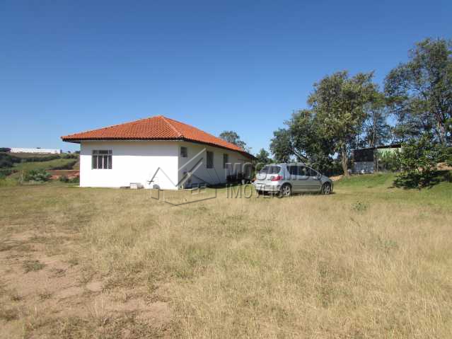 Conheça Barracão do imóvel - Sítio 30000m² à venda Itatiba,SP - R$ 850.000 - FCSI20003 - 11 Barracão - Sítio 30000m² à venda Itatiba,SP - R$ 850.000 - FCSI20003 - 11