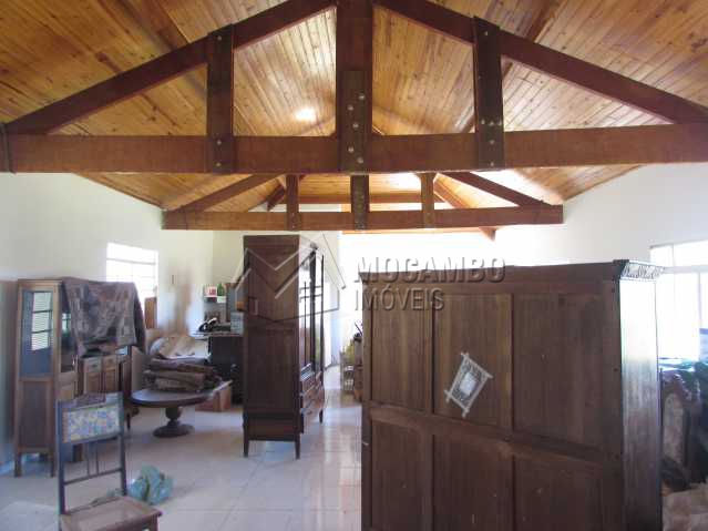 Conheça Barracão do imóvel - Sítio 30000m² à venda Itatiba,SP - R$ 850.000 - FCSI20003 - 16 Barracão - Sítio 30000m² à venda Itatiba,SP - R$ 850.000 - FCSI20003 - 16
