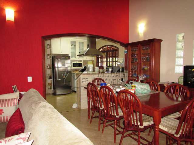 Conheça Living do imóvel - Casa em Condomínio Parque São Gabriel, Itatiba, Bairro Itapema, SP À Venda, 4 Quartos, 480m² - FCCN40036 - 21 Living - Casa em Condomínio Parque São Gabriel, Itatiba, Bairro Itapema, SP À Venda, 4 Quartos, 480m² - FCCN40036 - 21