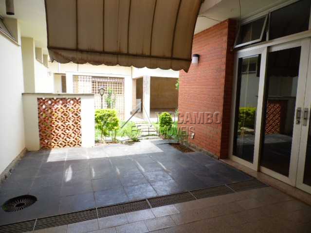 Conheça Acesso para Área Externa do imóvel - Casa 3 quartos à venda Itatiba,SP - R$ 980.000 - FCCA30629 - 23 Acesso para Área Externa - Casa 3 quartos à venda Itatiba,SP - R$ 980.000 - FCCA30629 - 23
