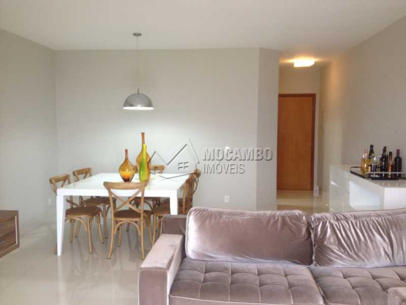Conheça Living do imóvel - Apartamento Condomínio Edifício Raritá, Avenida Prudente de Moraes,Itatiba, Centro,Vila Santa Cruz, SP À Venda, 3 Quartos, 120m² - FCAP30270 - 4 Living - Apartamento Condomínio Edifício Raritá, Avenida Prudente de Moraes,Itatiba, Centro,Vila Santa Cruz, SP À Venda, 3 Quartos, 120m² - FCAP30270 - 4