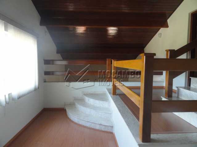 Conheça Acesso às Suítes do imóvel - Casa em Condomínio Cachoeiras do Imaratá, Itatiba, Real Parque Dom Pedro I, SP À Venda, 3 Quartos, 570m² - FCCN30144 - 9 Acesso às Suítes - Casa em Condomínio Cachoeiras do Imaratá, Itatiba, Real Parque Dom Pedro I, SP À Venda, 3 Quartos, 570m² - FCCN30144 - 9