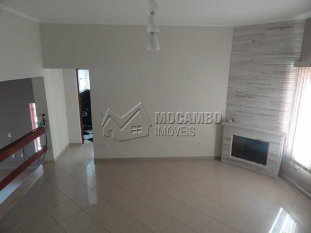Conheça Sala de Lareira do imóvel - Casa em Condomínio Cachoeiras do Imaratá, Itatiba, Real Parque Dom Pedro I, SP À Venda, 3 Quartos, 570m² - FCCN30144 - 3 Sala de Lareira - Casa em Condomínio Cachoeiras do Imaratá, Itatiba, Real Parque Dom Pedro I, SP À Venda, 3 Quartos, 570m² - FCCN30144 - 3