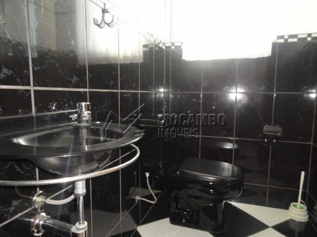 Conheça Lavabo do imóvel - Casa em Condomínio Cachoeiras do Imaratá, Itatiba, Real Parque Dom Pedro I, SP À Venda, 3 Quartos, 570m² - FCCN30144 - 8 Lavabo - Casa em Condomínio Cachoeiras do Imaratá, Itatiba, Real Parque Dom Pedro I, SP À Venda, 3 Quartos, 570m² - FCCN30144 - 8