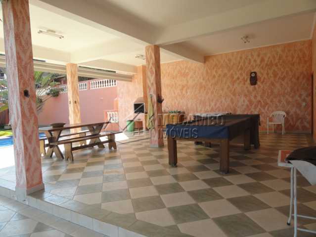 Conheça Área de Churrasqueira do imóvel - Casa em Condomínio Cachoeiras do Imaratá, Itatiba, Real Parque Dom Pedro I, SP À Venda, 3 Quartos, 570m² - FCCN30144 - 23 Área de Churrasqueira - Casa em Condomínio Cachoeiras do Imaratá, Itatiba, Real Parque Dom Pedro I, SP À Venda, 3 Quartos, 570m² - FCCN30144 - 23