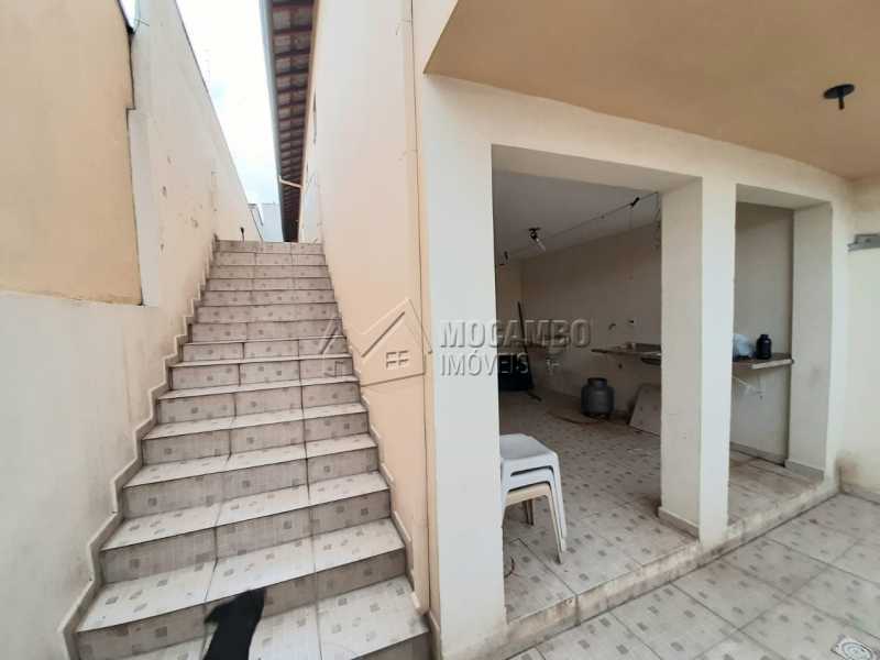 Conheça Escada do imóvel - Casa 2 quartos à venda Itatiba,SP - R$ 350.000 - FCCA20550 - 13 Escada - Casa 2 quartos à venda Itatiba,SP - R$ 350.000 - FCCA20550 - 13