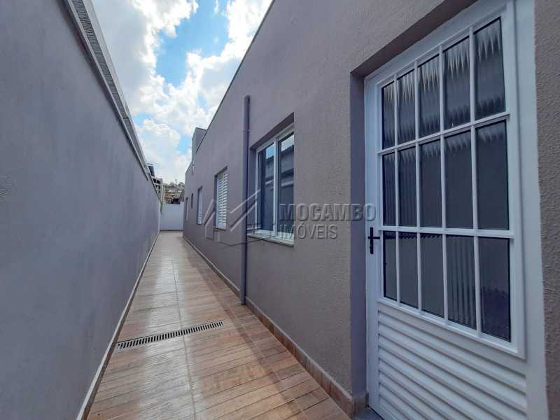 Conheça Corredor Lateral do imóvel - Casa 2 quartos à venda Itatiba,SP - R$ 265.000 - FCCA21364 - 13 Corredor Lateral - Casa 2 quartos à venda Itatiba,SP - R$ 265.000 - FCCA21364 - 13