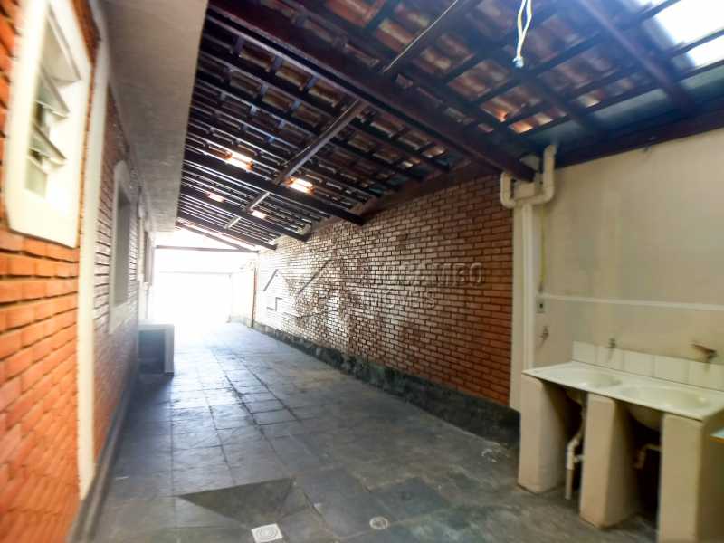 Conheça Área Externa do imóvel - Casa Para Alugar - Itatiba - SP - Jardim México - FCCA20567 - 4 Área Externa - Casa Para Alugar - Itatiba - SP - Jardim México - FCCA20567 - 4