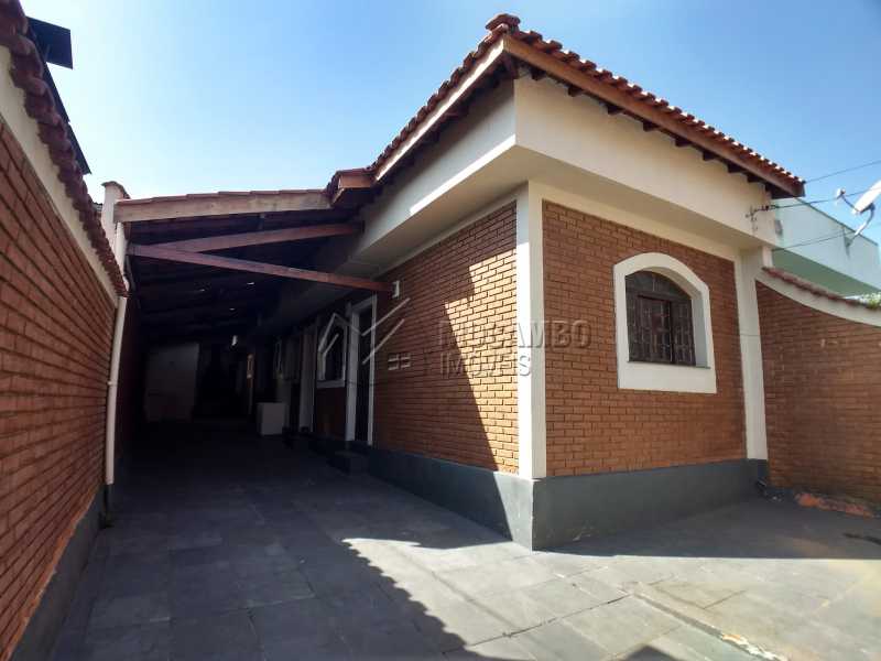 Conheça Área Externa do imóvel - Casa Para Alugar - Itatiba - SP - Jardim México - FCCA20567 - 1 Área Externa - Casa Para Alugar - Itatiba - SP - Jardim México - FCCA20567 - 1
