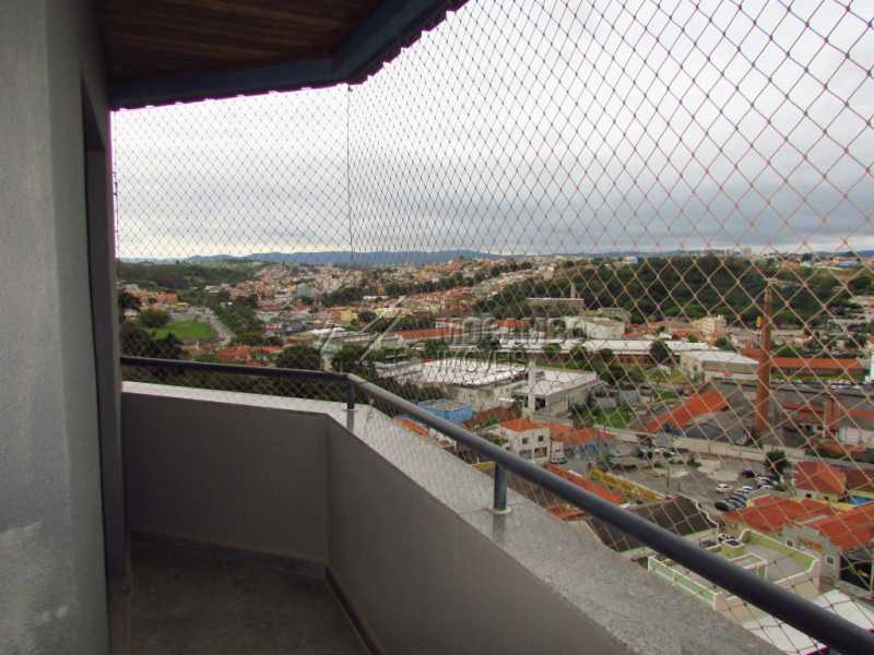 Conheça Sacada do imóvel - Apartamento 3 quartos para alugar Itatiba,SP - R$ 2.500 - FCAP30306 - 5 Sacada - Apartamento 3 quartos para alugar Itatiba,SP - R$ 2.500 - FCAP30306 - 5
