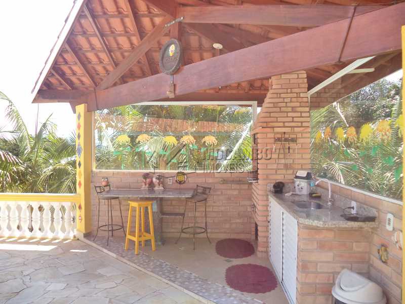 Conheça Churrasqueira do imóvel - Chácara 1000m² À Venda Itatiba,SP - R$ 750.000 - FCCH30072 - 8 Churrasqueira - Chácara 1000m² À Venda Itatiba,SP - R$ 750.000 - FCCH30072 - 8