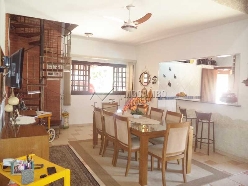 Conheça Sala de Jantar do imóvel - Chácara 1000m² À Venda Itatiba,SP - R$ 750.000 - FCCH30072 - 15 Sala de Jantar - Chácara 1000m² À Venda Itatiba,SP - R$ 750.000 - FCCH30072 - 15