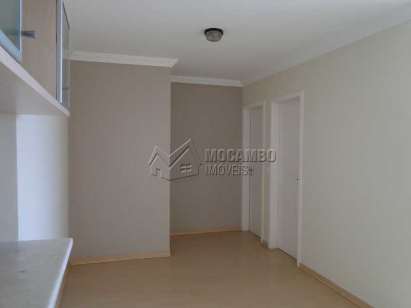 Conheça Sala do imóvel - Apartamento Para Alugar no Condomínio Edifício Belvedere - Jardim Carlos Borella - Itatiba - SP - FCAP20390 - 4 Sala - Apartamento Para Alugar no Condomínio Edifício Belvedere - Jardim Carlos Borella - Itatiba - SP - FCAP20390 - 4