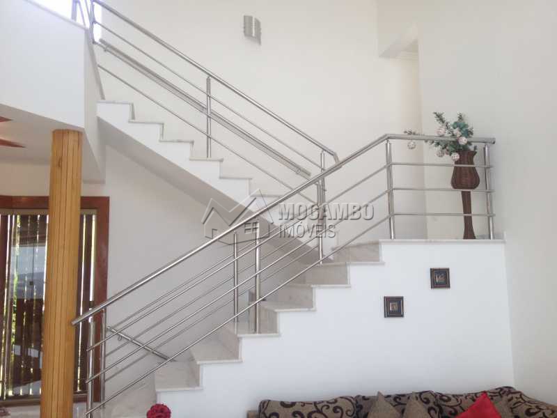 Conheça Escada do imóvel - Casa À Venda no Condomínio Itatiba Country Club - Residencial Fazenda Serrinha - Itatiba - SP - FCCN40064 - 15 Escada - Casa À Venda no Condomínio Itatiba Country Club - Residencial Fazenda Serrinha - Itatiba - SP - FCCN40064 - 15