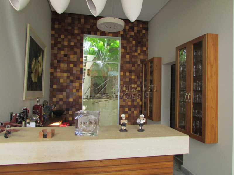 Conheça Bar do imóvel - Casa À Venda no Condomínio Ville Chamonix - Jardim Nossa Senhora das Graças - Itatiba - SP - FCCN40065 - 14 Bar - Casa À Venda no Condomínio Ville Chamonix - Jardim Nossa Senhora das Graças - Itatiba - SP - FCCN40065 - 14