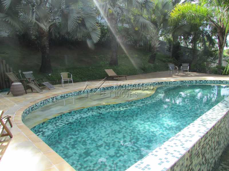Conheça Piscina borda infinita do imóvel - Casa À Venda no Condomínio Ville Chamonix - Jardim Nossa Senhora das Graças - Itatiba - SP - FCCN40065 - 26 Piscina borda infinita - Casa À Venda no Condomínio Ville Chamonix - Jardim Nossa Senhora das Graças - Itatiba - SP - FCCN40065 - 26