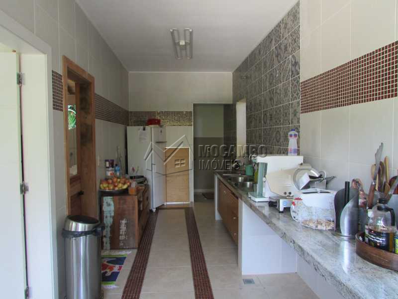 Conheça Cozinha funcional do imóvel - Casa À Venda no Condomínio Ville Chamonix - Jardim Nossa Senhora das Graças - Itatiba - SP - FCCN40065 - 17 Cozinha funcional - Casa À Venda no Condomínio Ville Chamonix - Jardim Nossa Senhora das Graças - Itatiba - SP - FCCN40065 - 17