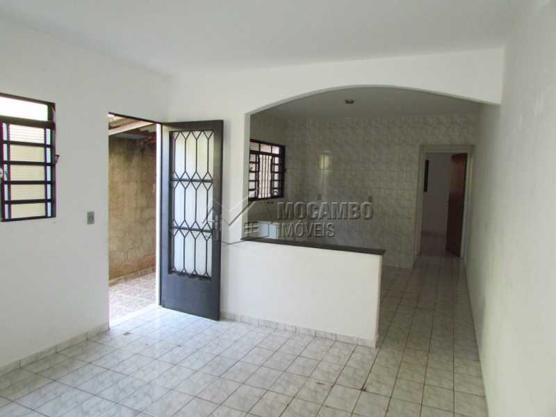 Conheça Sala do imóvel - Casa 2 Quartos Para Alugar Itatiba,SP - R$ 1.000 - FCCA20660 - 6 Sala - Casa 2 Quartos Para Alugar Itatiba,SP - R$ 1.000 - FCCA20660 - 6