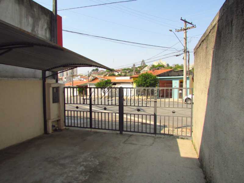 Conheça Garagem do imóvel - Casa 2 Quartos Para Alugar Itatiba,SP - R$ 1.000 - FCCA20660 - 3 Garagem - Casa 2 Quartos Para Alugar Itatiba,SP - R$ 1.000 - FCCA20660 - 3