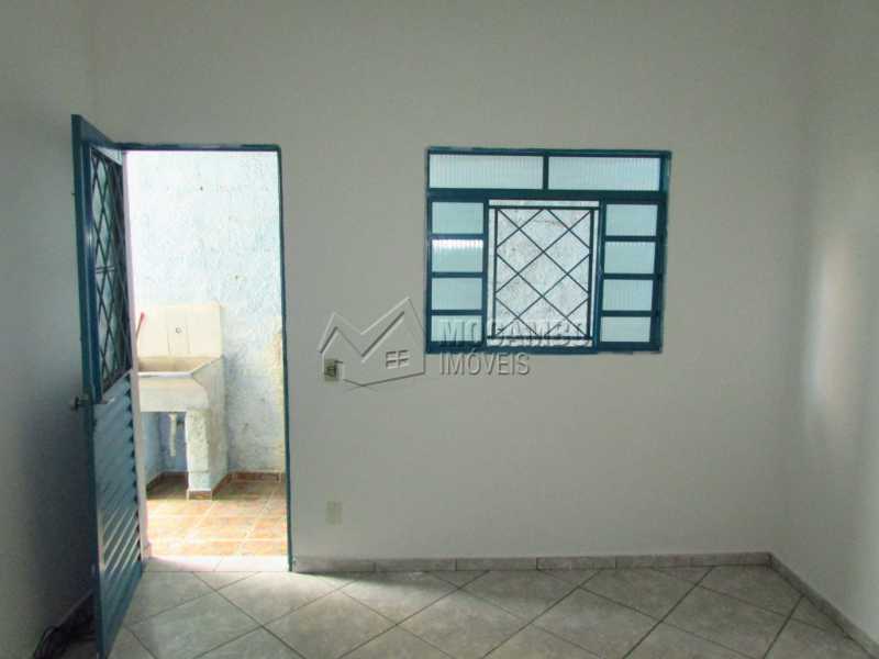 Conheça Sala do imóvel - Casa 2 quartos para alugar Itatiba,SP - R$ 964 - FCCA20688 - 4 Sala - Casa 2 quartos para alugar Itatiba,SP - R$ 964 - FCCA20688 - 4