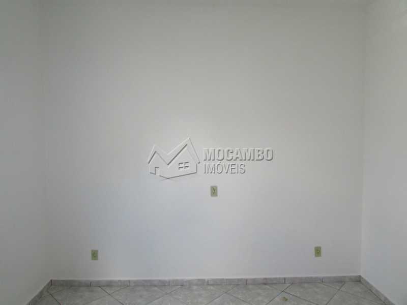 Conheça Dormitório 02 do imóvel - Casa 2 quartos para alugar Itatiba,SP - R$ 964 - FCCA20688 - 11 Dormitório 02 - Casa 2 quartos para alugar Itatiba,SP - R$ 964 - FCCA20688 - 11