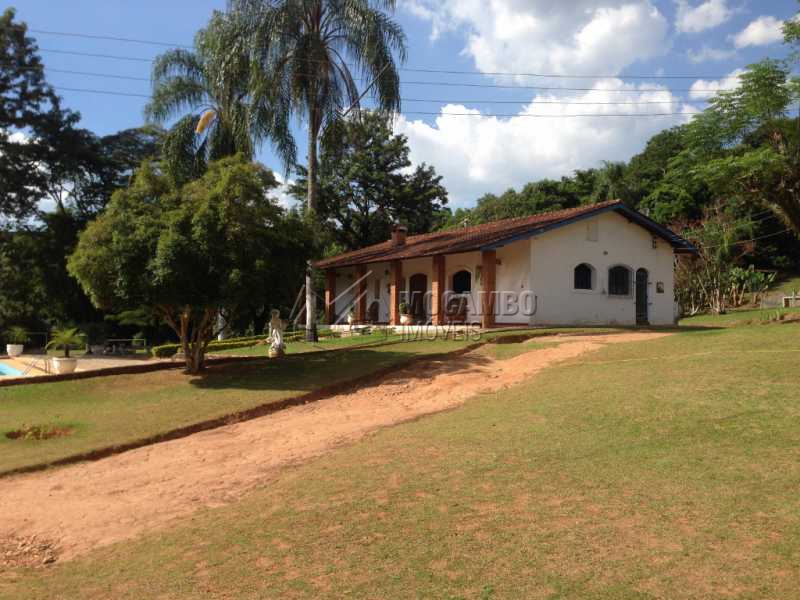 Conheça Casa Principal do imóvel - Sítio 24000m² à venda Itatiba,SP - R$ 1.400.000 - FCSI60001 - 12 Casa Principal - Sítio 24000m² à venda Itatiba,SP - R$ 1.400.000 - FCSI60001 - 12