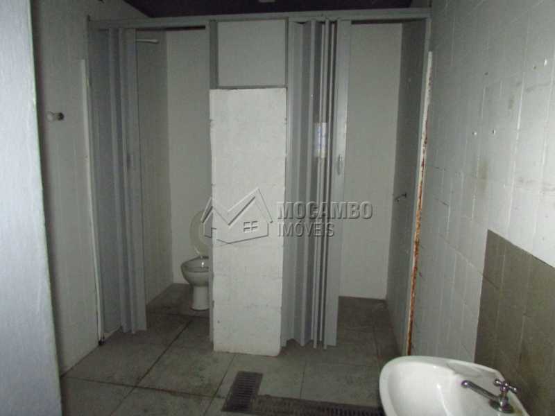 Conheça WC Social Galpão 01 do imóvel - Galpão Para Alugar - Itatiba - SP - Jardim da Luz - FCGA00107 - 22 WC Social Galpão 01 - Galpão Para Alugar - Itatiba - SP - Jardim da Luz - FCGA00107 - 22