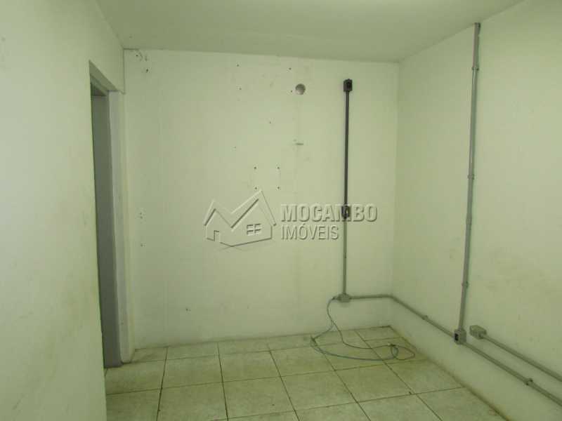 Conheça Escritorio 02 do imóvel - Galpão Para Alugar - Itatiba - SP - Jardim da Luz - FCGA00107 - 14 Escritorio 02 - Galpão Para Alugar - Itatiba - SP - Jardim da Luz - FCGA00107 - 14