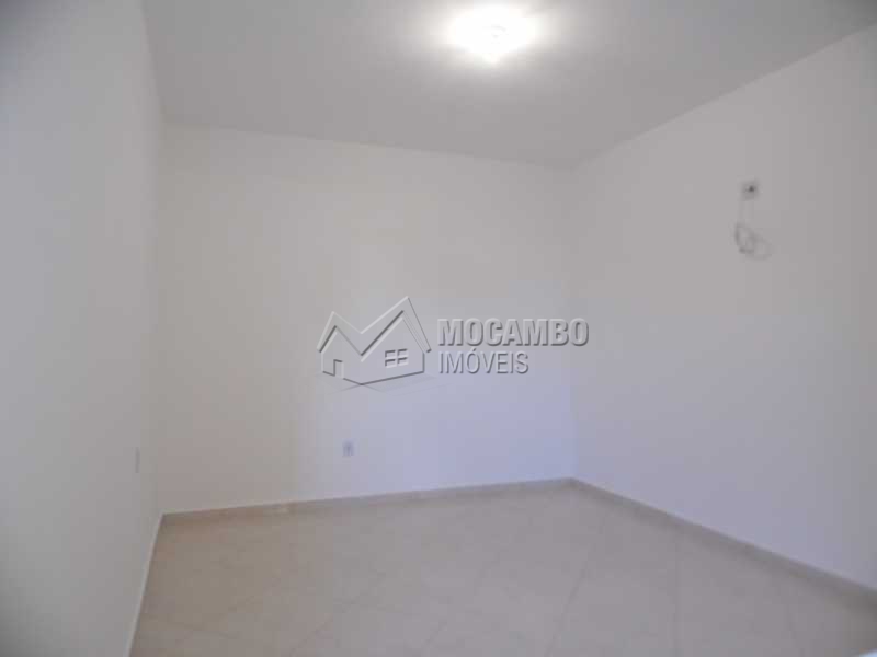 Conheça quarto do imóvel - Casa 2 quartos para alugar Itatiba,SP - R$ 900 - FCCA20738 - 3 quarto - Casa 2 quartos para alugar Itatiba,SP - R$ 900 - FCCA20738 - 3