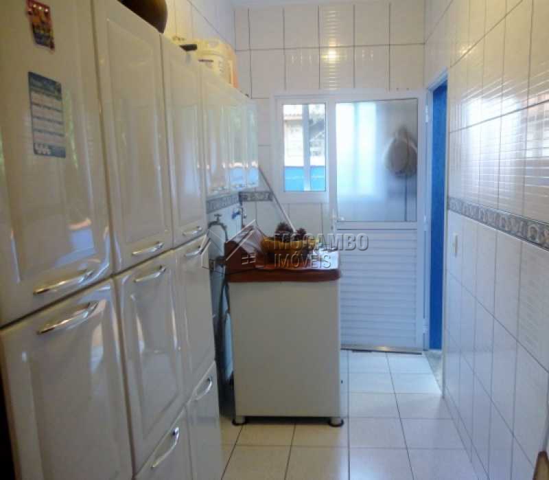 Conheça Área de serviços do imóvel - Casa em Condominio À Venda - Itatiba - SP - Residencial Fazenda Serrinha - FCCN30237 - 10 Área de serviços - Casa em Condominio À Venda - Itatiba - SP - Residencial Fazenda Serrinha - FCCN30237 - 10