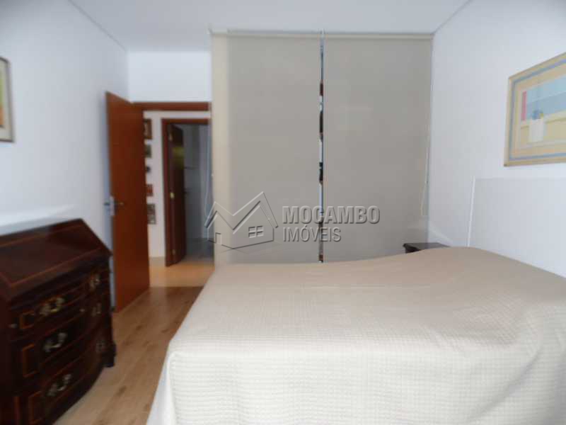 Conheça quarto do imóvel - Casa Para Venda ou Aluguel no Condomínio Itaembú - Sítio da Moenda - Itatiba - SP - FCCN30239 - 11 quarto - Casa Para Venda ou Aluguel no Condomínio Itaembú - Sítio da Moenda - Itatiba - SP - FCCN30239 - 11