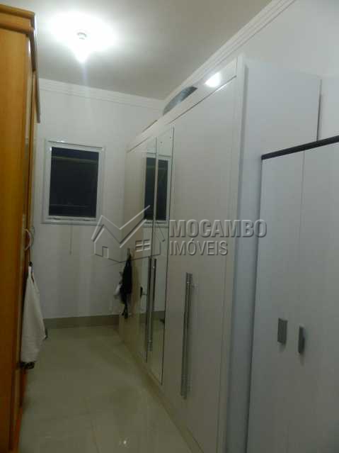 Conheça Closet do imóvel - Casa em Condominio À Venda - Itatiba - SP - Residencial Fazenda Serrinha - FCCN30248 - 14 Closet - Casa em Condominio À Venda - Itatiba - SP - Residencial Fazenda Serrinha - FCCN30248 - 14