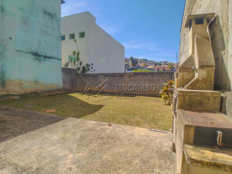Conheça Churrasqueira e quintal do imóvel - Casa 3 quartos à venda Itatiba,SP - R$ 380.000 - FCCA30907 - 22 Churrasqueira e quintal - Casa 3 quartos à venda Itatiba,SP - R$ 380.000 - FCCA30907 - 22