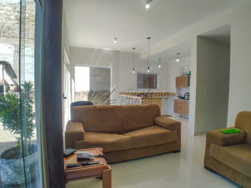 Conheça Sala do imóvel - Casa 3 quartos à venda Itatiba,SP - R$ 380.000 - FCCA30907 - 3 Sala - Casa 3 quartos à venda Itatiba,SP - R$ 380.000 - FCCA30907 - 3