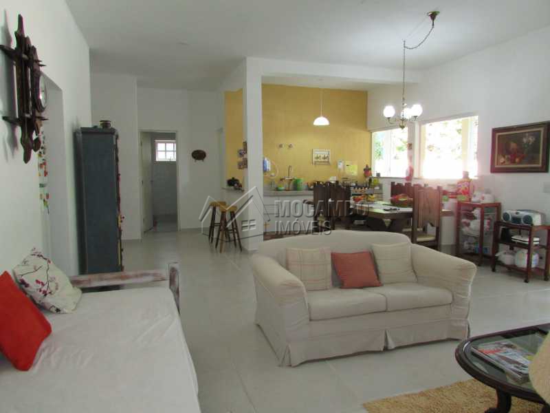 Conheça Sala do imóvel - Casa em Condomínio 4 quartos à venda Itatiba,SP - R$ 1.300.000 - FCCN40083 - 27 Sala - Casa em Condomínio 4 quartos à venda Itatiba,SP - R$ 1.300.000 - FCCN40083 - 27