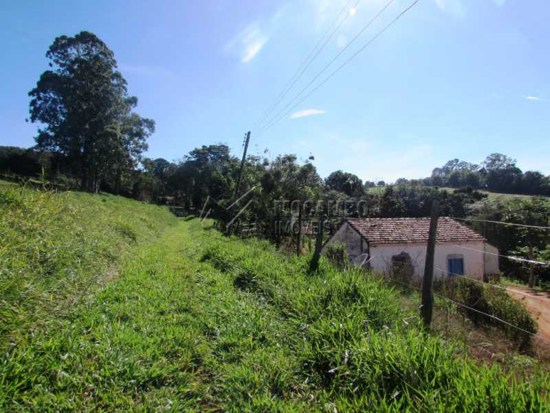 Conheça Casa caseiro do imóvel - Sítio à venda Itatiba,SP - R$ 1.500.000 - FCSI30002 - 20 Casa caseiro - Sítio à venda Itatiba,SP - R$ 1.500.000 - FCSI30002 - 20