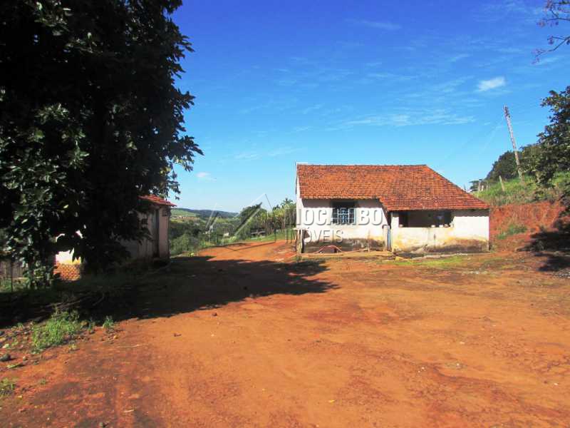Conheça Casa caseiro do imóvel - Sítio à venda Itatiba,SP - R$ 1.500.000 - FCSI30002 - 21 Casa caseiro - Sítio à venda Itatiba,SP - R$ 1.500.000 - FCSI30002 - 21