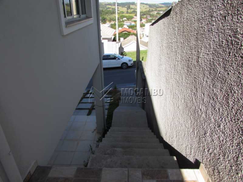 Conheça Acesso Lateral do imóvel - Casa em Condominio À Venda - Itatiba - SP - Residencial Fazenda Serrinha - FCCN30257 - 10 Acesso Lateral - Casa em Condominio À Venda - Itatiba - SP - Residencial Fazenda Serrinha - FCCN30257 - 10