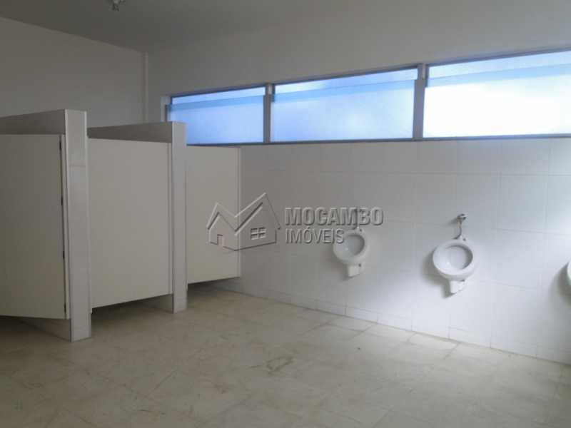 Conheça Vestiários do imóvel - Galpão 2436m² para alugar Itatiba,SP - R$ 30.000 - FCGA00118 - 23 Vestiários - Galpão 2436m² para alugar Itatiba,SP - R$ 30.000 - FCGA00118 - 23