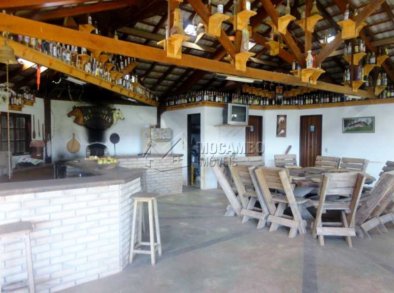 Conheça Salão de festas do imóvel - Chácara 4000m² à venda Itatiba,SP - R$ 1.600.000 - FCCH20044 - 4 Salão de festas - Chácara 4000m² à venda Itatiba,SP - R$ 1.600.000 - FCCH20044 - 4