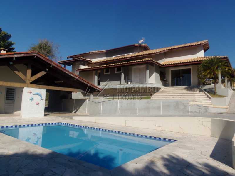 Conheça Piscina do imóvel - Casa À Venda no Condomínio Ville Chamonix - Jardim Nossa Senhora das Graças - Itatiba - SP - FCCN30267 - 1 Piscina - Casa À Venda no Condomínio Ville Chamonix - Jardim Nossa Senhora das Graças - Itatiba - SP - FCCN30267 - 1
