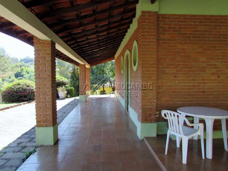 Conheça Varanda do imóvel - Chácara 4869m² à venda Itatiba,SP - R$ 2.200.000 - FCCH20047 - 13 Varanda - Chácara 4869m² à venda Itatiba,SP - R$ 2.200.000 - FCCH20047 - 13