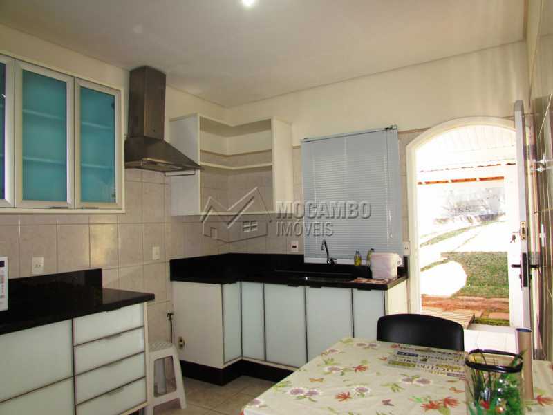 Conheça Cozinha do imóvel - Casa À Venda no Condomínio Ville Chamonix - Jardim Nossa Senhora das Graças - Itatiba - SP - FCCN30281 - 10 Cozinha - Casa À Venda no Condomínio Ville Chamonix - Jardim Nossa Senhora das Graças - Itatiba - SP - FCCN30281 - 10