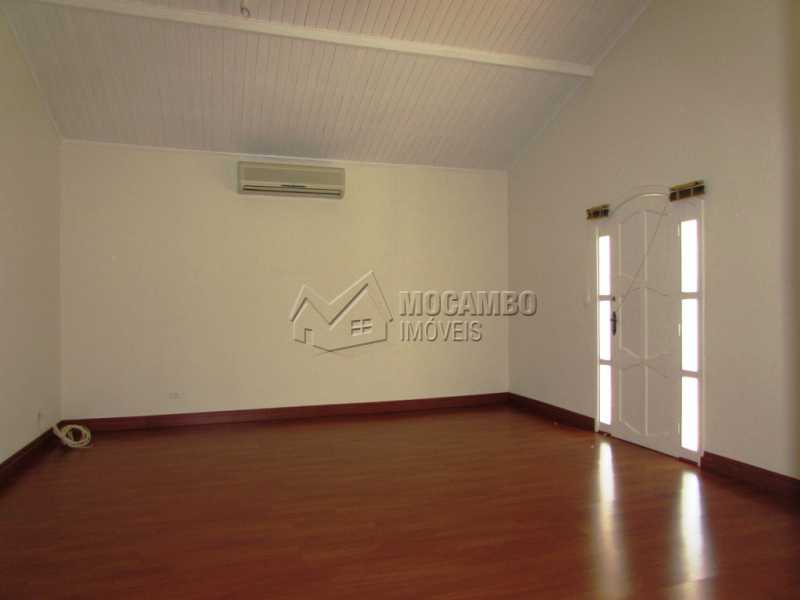 Conheça Sala do imóvel - Casa À Venda no Condomínio Ville Chamonix - Jardim Nossa Senhora das Graças - Itatiba - SP - FCCN30281 - 14 Sala - Casa À Venda no Condomínio Ville Chamonix - Jardim Nossa Senhora das Graças - Itatiba - SP - FCCN30281 - 14