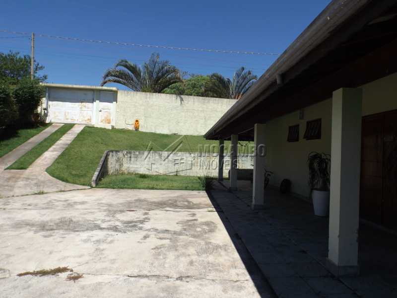 Conheça Àrea Externa do imóvel - Chácara 1250m² à venda Itatiba,SP - R$ 590.000 - FCCH30089 - 3 Àrea Externa - Chácara 1250m² à venda Itatiba,SP - R$ 590.000 - FCCH30089 - 3